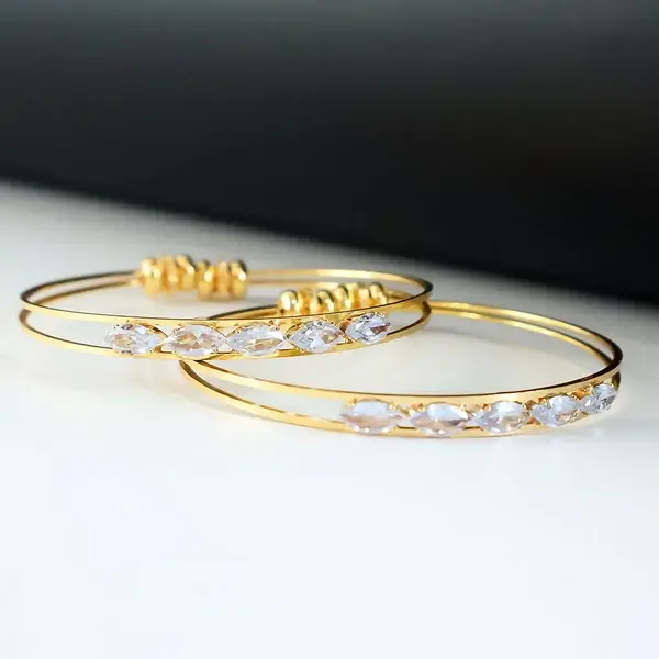 Crystal Studded Bangles – Elegant Dual-Line Design2.webp